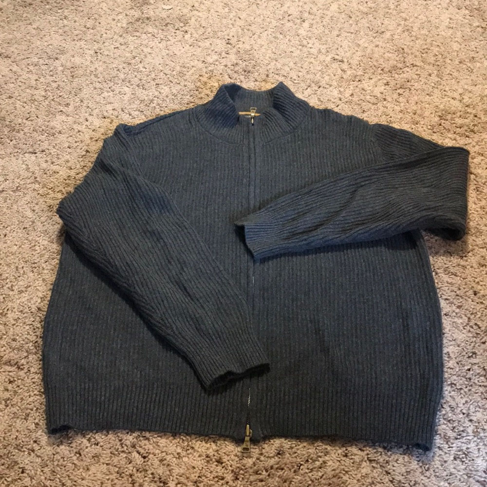 Men’s zip up